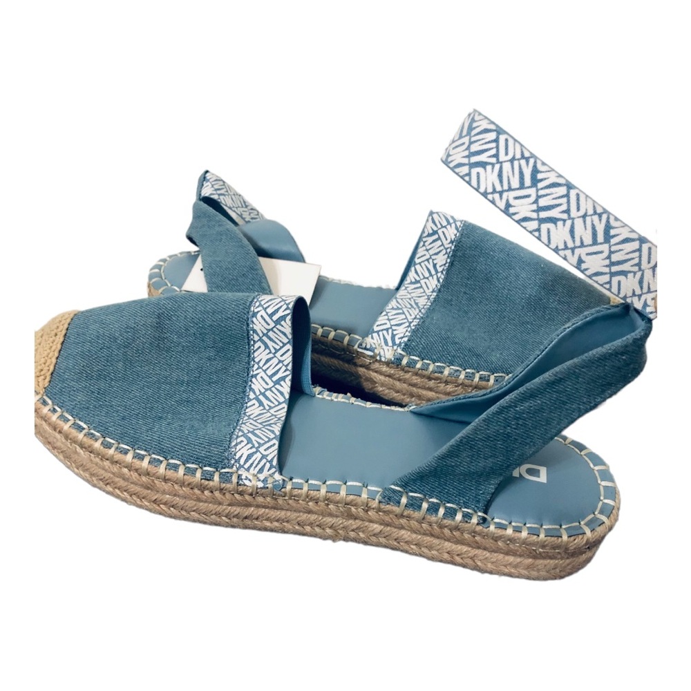 DKNY Melanie Blue chambray anklestrap cap toe platform espadrilles shoes size 10